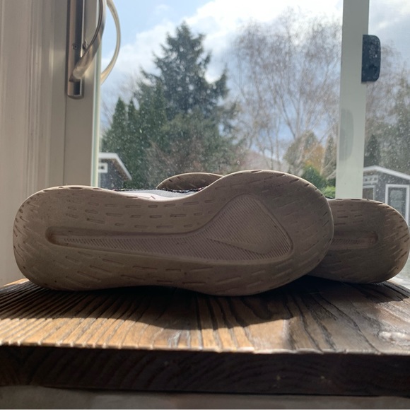 Nike Viale SE Girls’ Sneakers AQ9646-002 size 2.5 - Picture 4 of 5